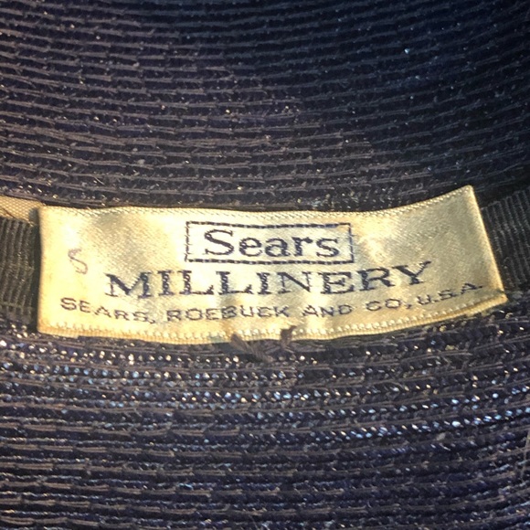 Vintage Navy & White Straw Hat - Picture 6 of 7